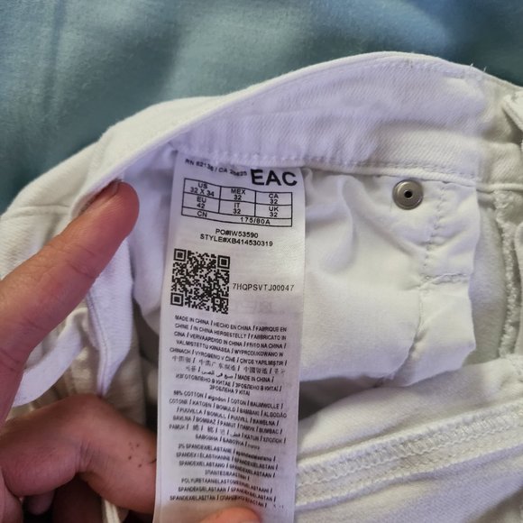 Guess white jean distressed denim pants 32/34 stretch skinny (Minor Staining) - Picture 8 of 11